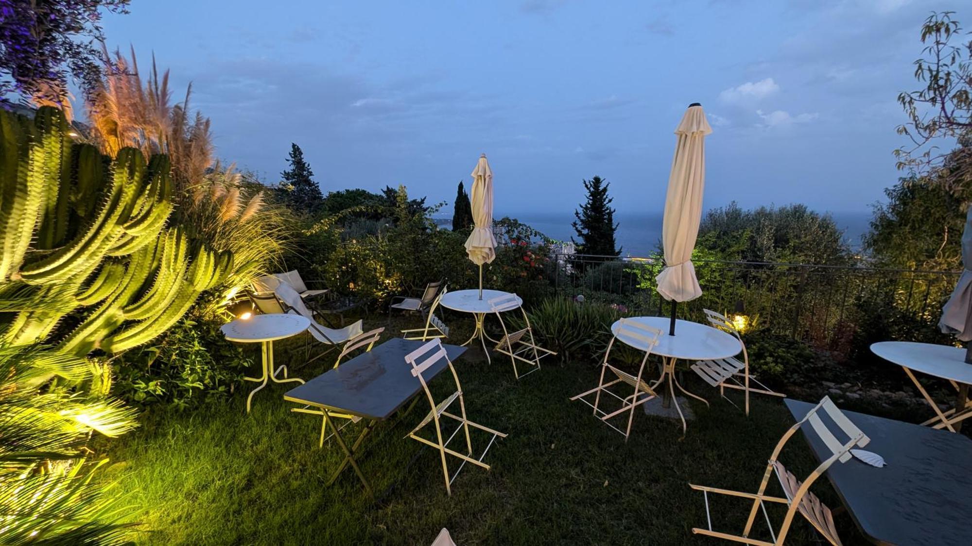 Le Mas D'Angeline, Vue Mer, Jardin Commun, Parking, Voiture Requise, 10 Min En Voiture De Monaco, Route Etroite, Pente Raide, Croisement Limite, Sea View, Shared Garden, Parking, Car Required, 10 Min Drive From Monaco, Narrow Steep Road, Limited Pass Beausoleil Εξωτερικό φωτογραφία