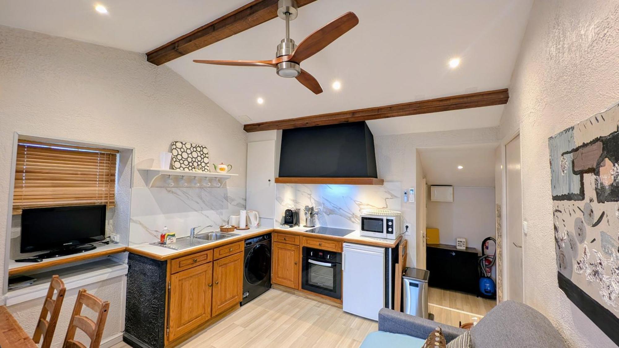 Le Mas D'Angeline, Vue Mer, Jardin Commun, Parking, Voiture Requise, 10 Min En Voiture De Monaco, Route Etroite, Pente Raide, Croisement Limite, Sea View, Shared Garden, Parking, Car Required, 10 Min Drive From Monaco, Narrow Steep Road, Limited Pass Beausoleil Εξωτερικό φωτογραφία