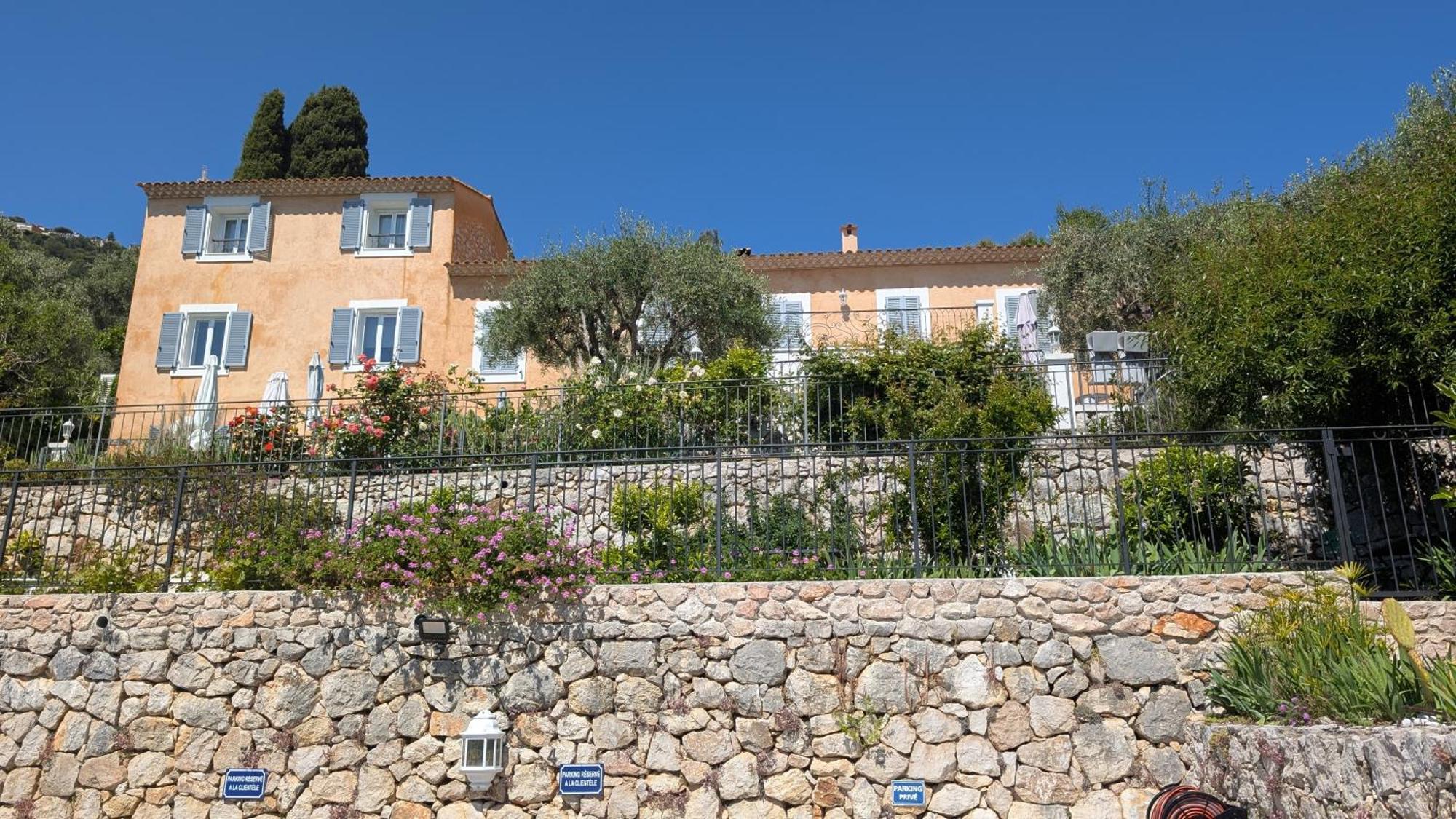 Le Mas D'Angeline, Vue Mer, Jardin Commun, Parking, Voiture Requise, 10 Min En Voiture De Monaco, Route Etroite, Pente Raide, Croisement Limite, Sea View, Shared Garden, Parking, Car Required, 10 Min Drive From Monaco, Narrow Steep Road, Limited Pass Beausoleil Εξωτερικό φωτογραφία
